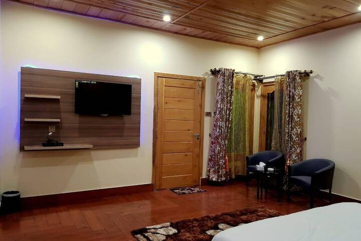 Room 22 of 27