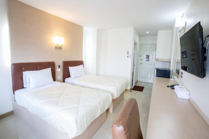 Room 16 of 29