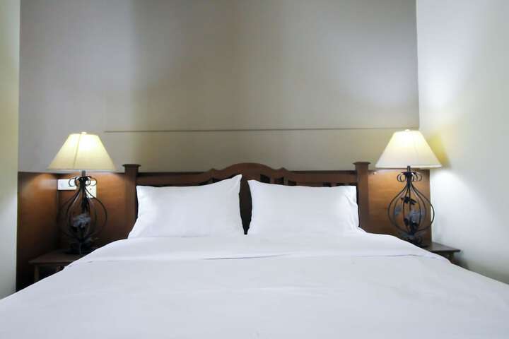 Room 45 of 167