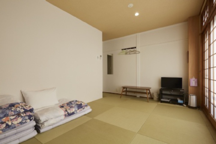 Room 251 of 288