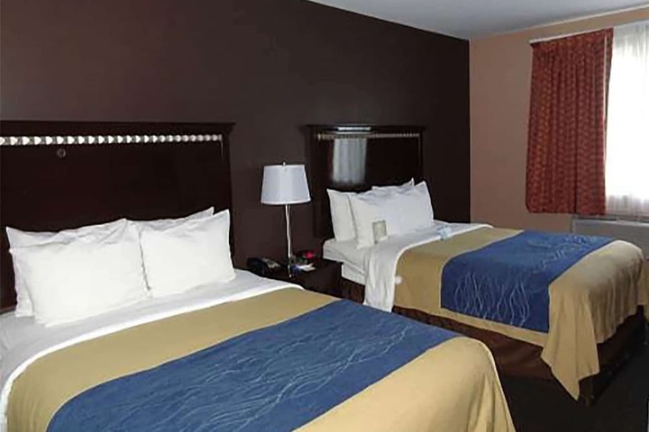 Room 16 of 27