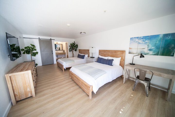 Room 8 of 38