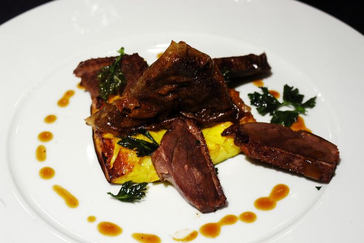 Dining 36 of 46