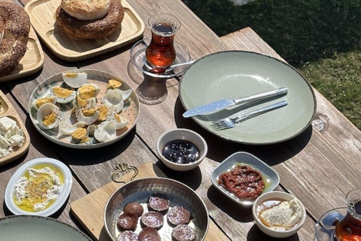 Breakfast/Coffee Service 20 of 45