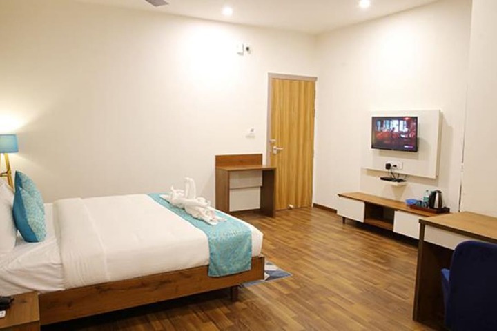Room 17 of 34