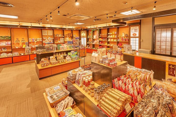 Gift shop