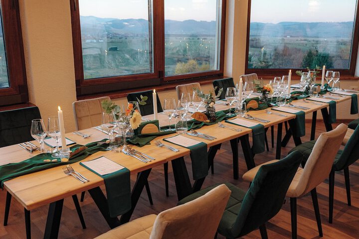 Dining 130 of 184