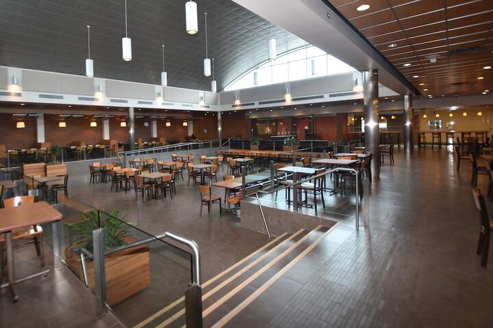 Ballroom/Hall 19 of 39