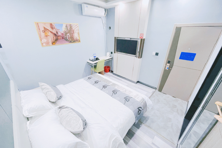 Super 8 Hotel (Kashgar Ancient City Jiefang South Road Branch)