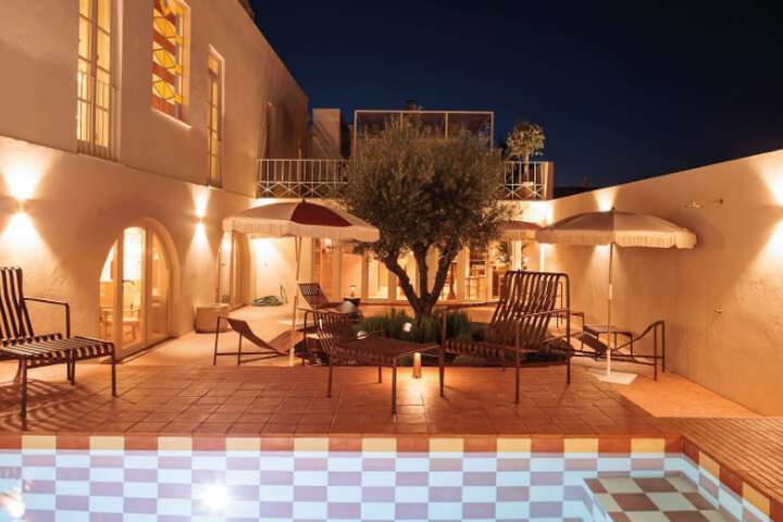 Hotel 50 of 82