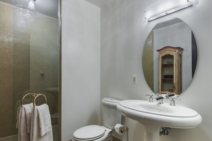 Room 12 of 47