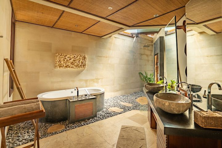 Clean Restrooms