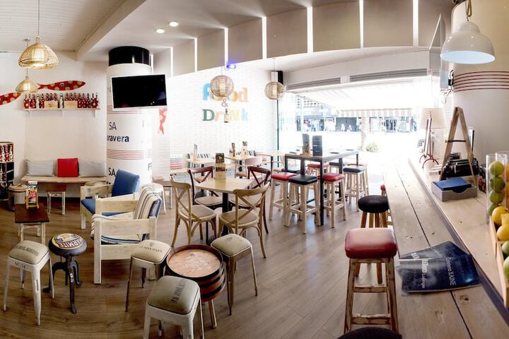 Dining Photos