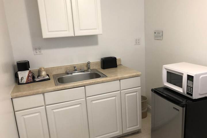 Private kitchenette