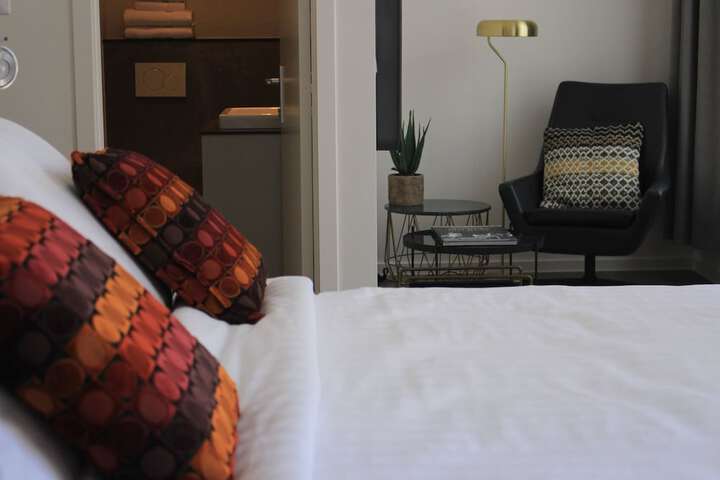 Room 5 of 46