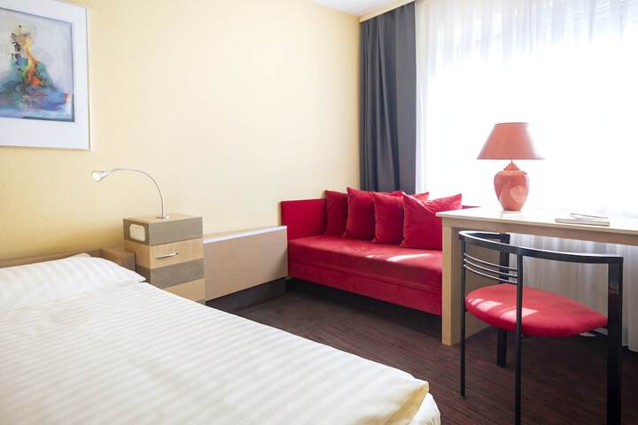 Room 29 of 99