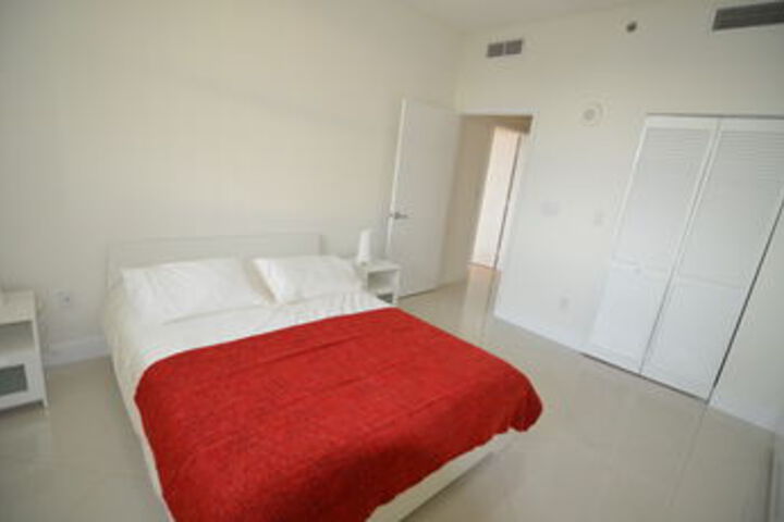Room 44 of 133