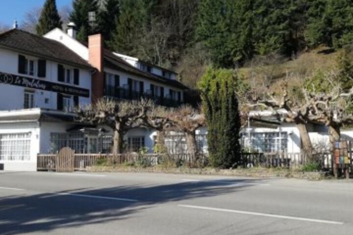Exterior of Auberge de Malatras