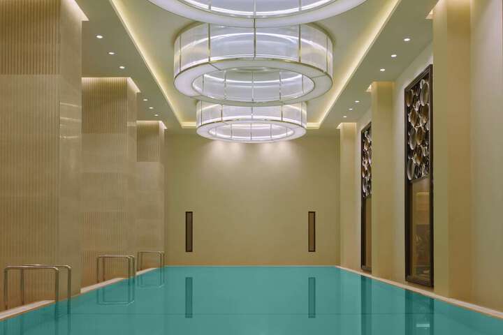 Pool 33 of 55