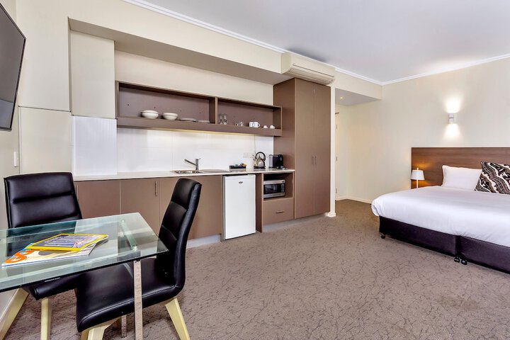 Room 22 of 44