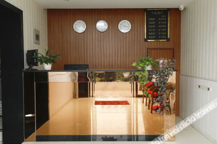 Hotel Interior 9 of 29