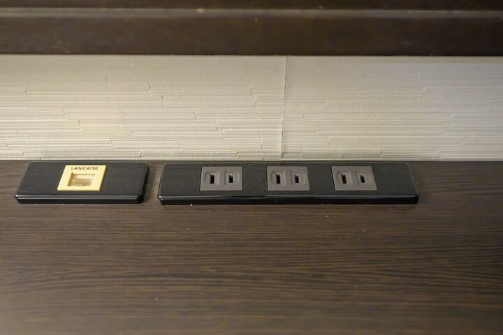 Room 35 of 69