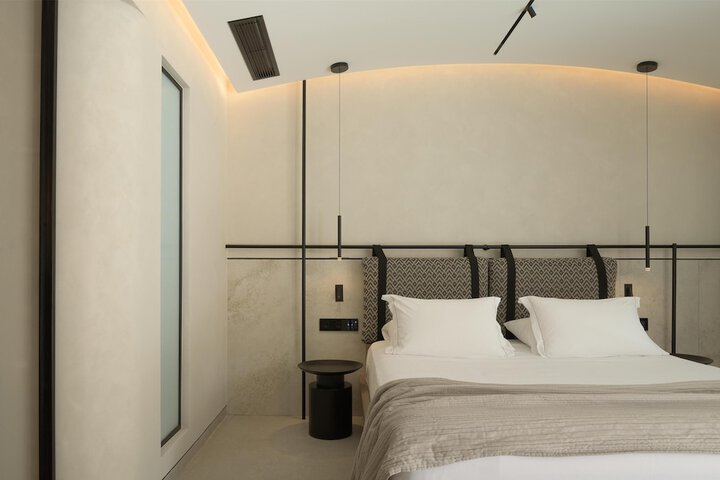 Room 109 of 357