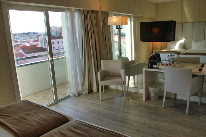 Room 30 of 73