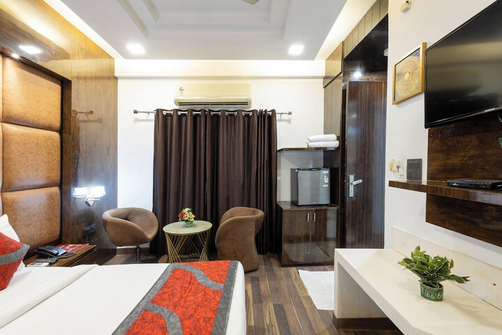 Room 10 of 41