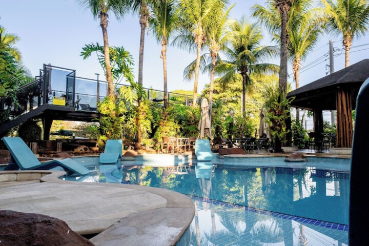 Pool 66 of 104