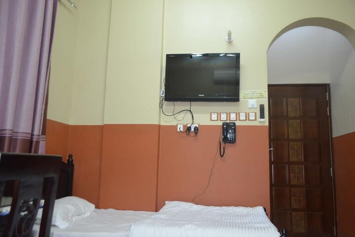 Room 17 of 57