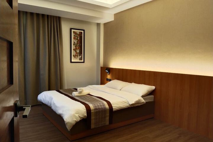 Room 9 of 39