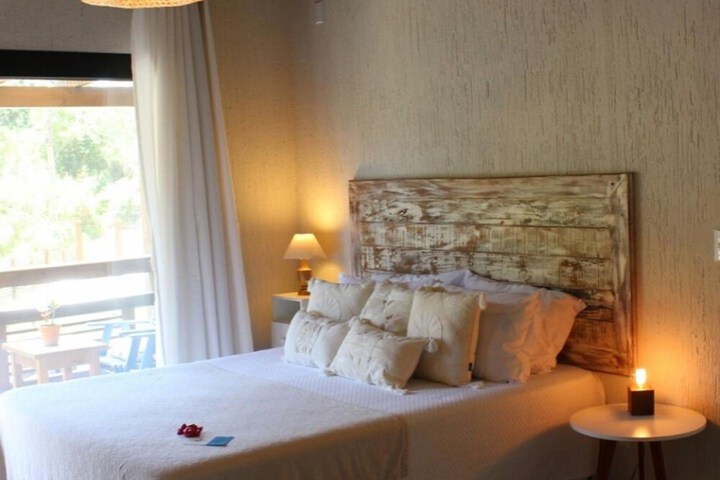 Room 2 of 5