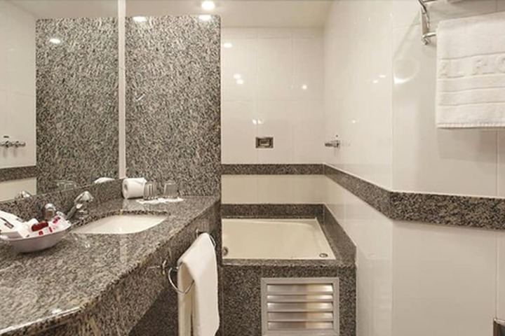 Clean Restrooms