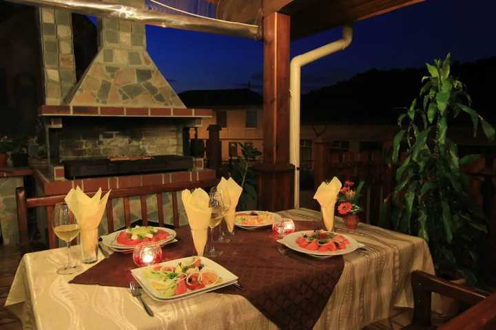 restaurant