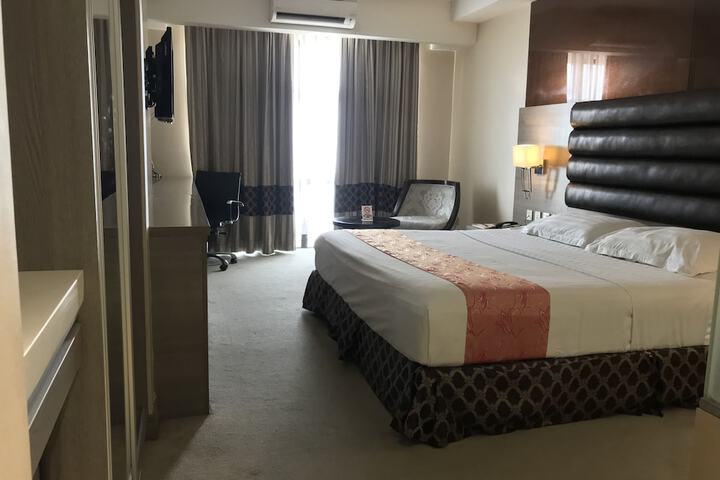 Room 38 of 139