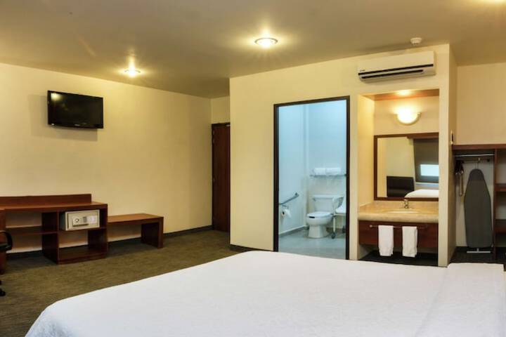 Room 20 of 92