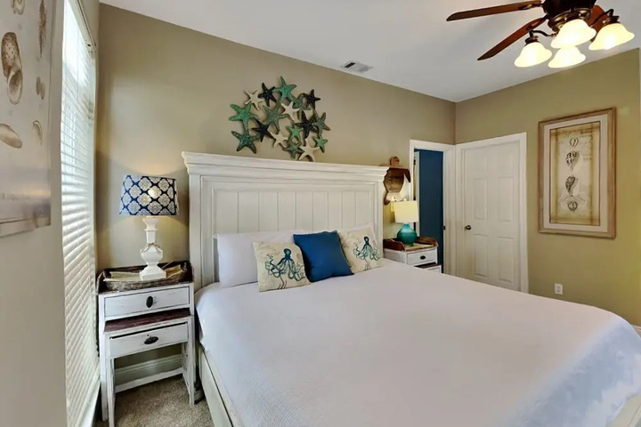 Room 2 of 22