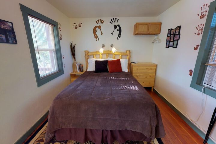 Room 9 of 30