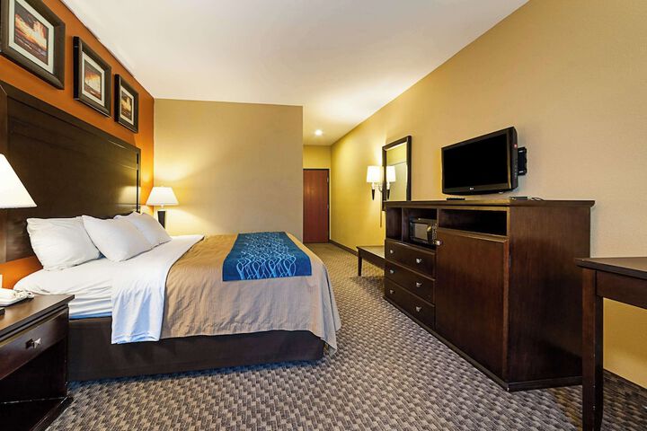 Room 5 of 20