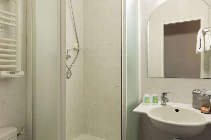 Clean Restrooms