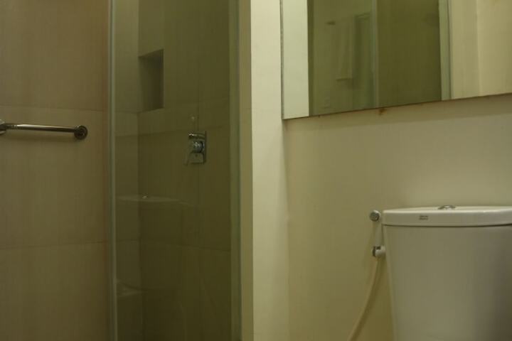 Room 30 of 40