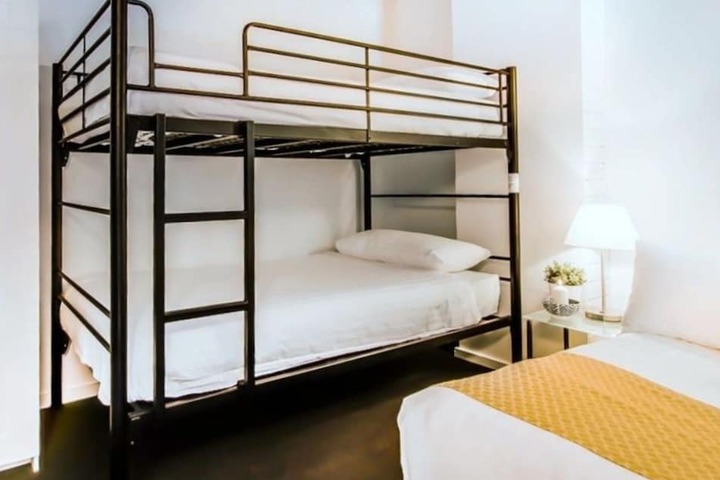 Room 13 of 73