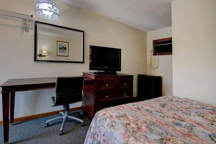 Room 5 of 30