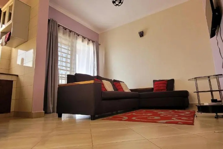 Room 2 of 2