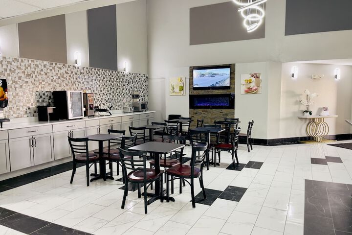 Breakfast area
