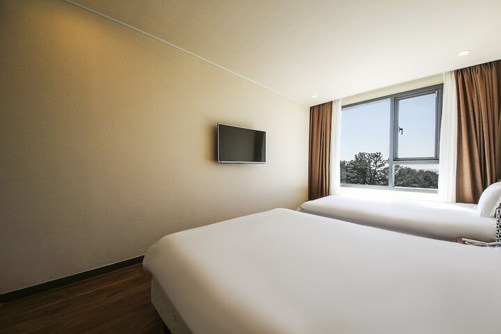 Room 18 of 58