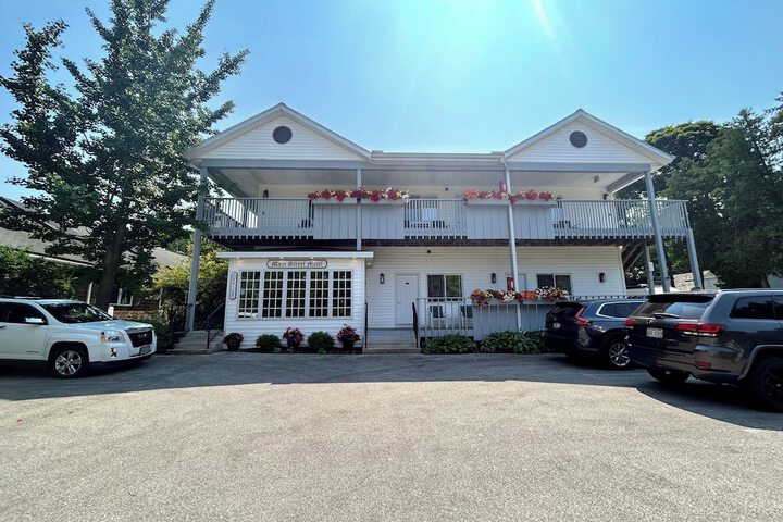 Hotel 66 of 67
