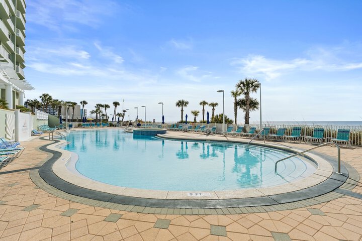 Pool 58 of 83
