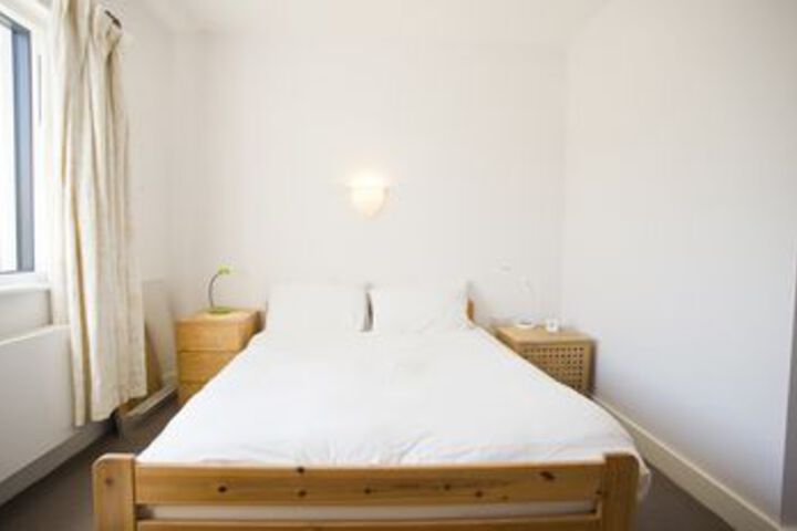 Room 10 of 30